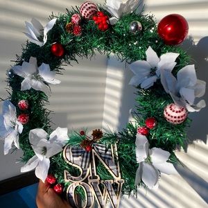 Custom Holiday “Snow” Christmas Wreath 🎄🔴
